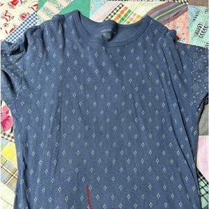 American Eagle shirt